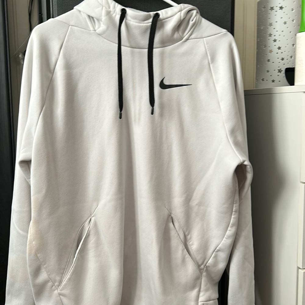 White mens Nike hoodie size medium.